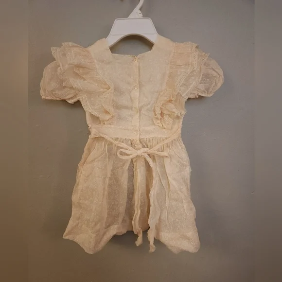 Vintage 1940s Ivory Sheer Organza Fancy Frilly Dress